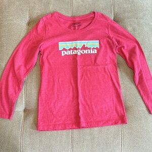 Girls’ Pink Patagonia Long Sleeve T-Shirt, size M(10)